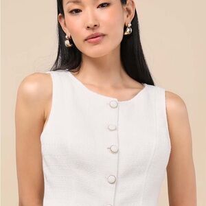 Lulu's Monique White Tweed Button-Up Vest Top